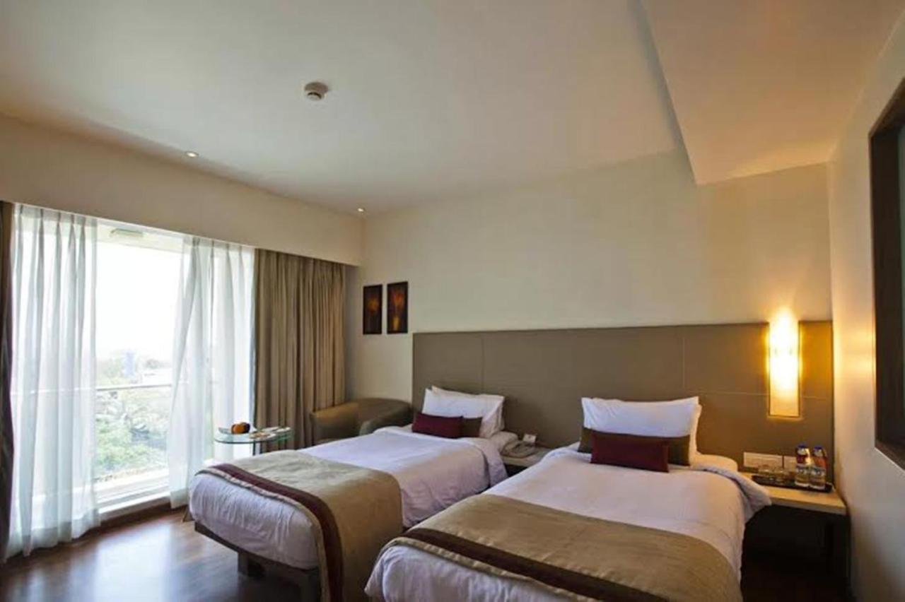 Spree Shivai Hotel Pune Pimpri-Chinchwad Номер фото